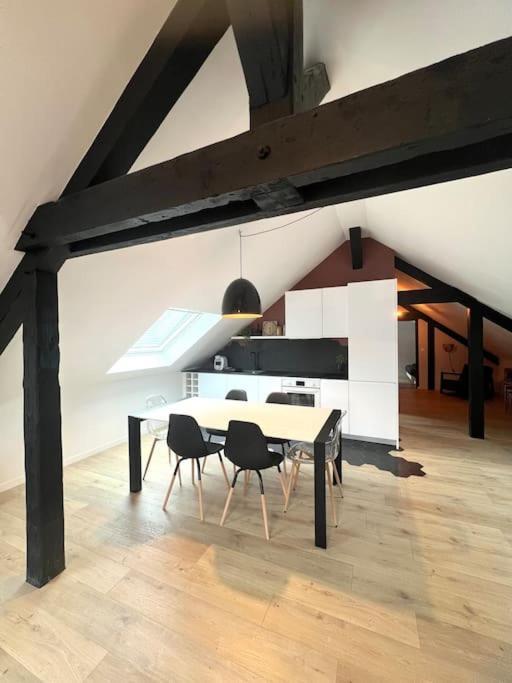 Appartement Spacieux Et Lumineux Proche Du Centre Historique Dol-de-Bretagne Luaran gambar